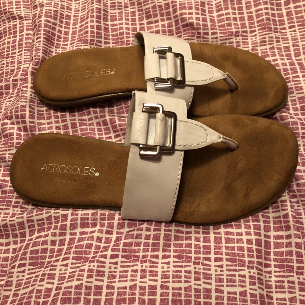 Sandals! 🔥 - Picture 2 of 4